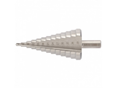 Сверло ступенчатое, 4-6-9-12-15-18-21-24-27-30-33-36-39 мм, Р6М5, трехгранный хвостовик Барс от БАРС Сверло ступенчатое, 4-6-9-12-15-18-21-24-27-30-33-36-39 мм, Р6М5, трехгранный хвостовик Барс